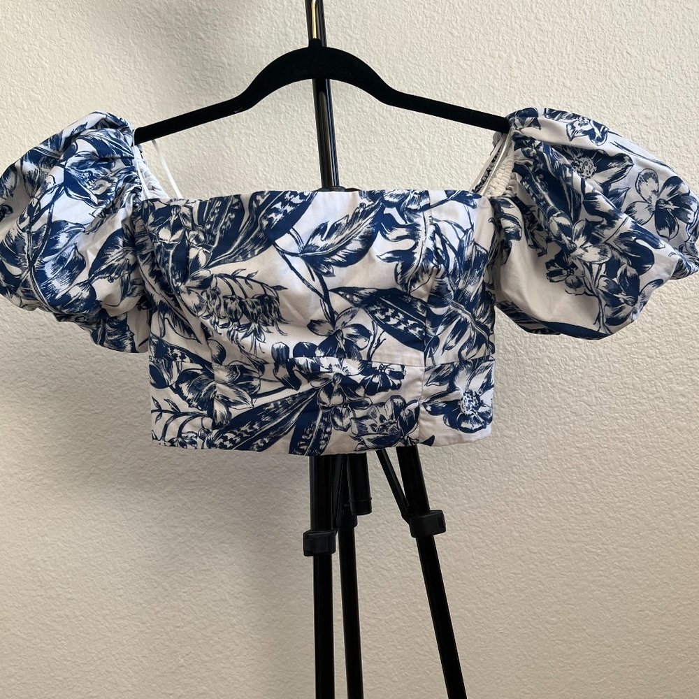 Abercrombie & Fitch Off-The-Shoulder Floral Poplin Set Top